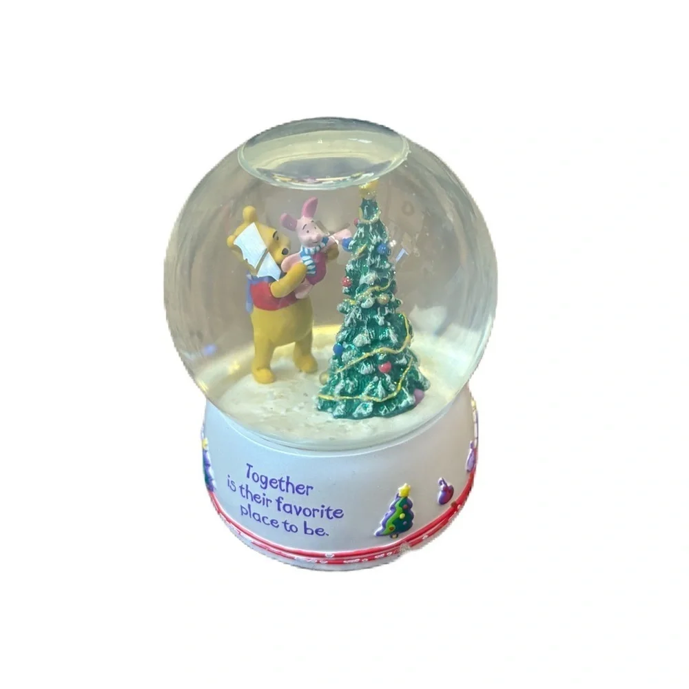 Winnie the Pooh & Piglet Together Christmas Snowglobe Disney Hallmark Vintage